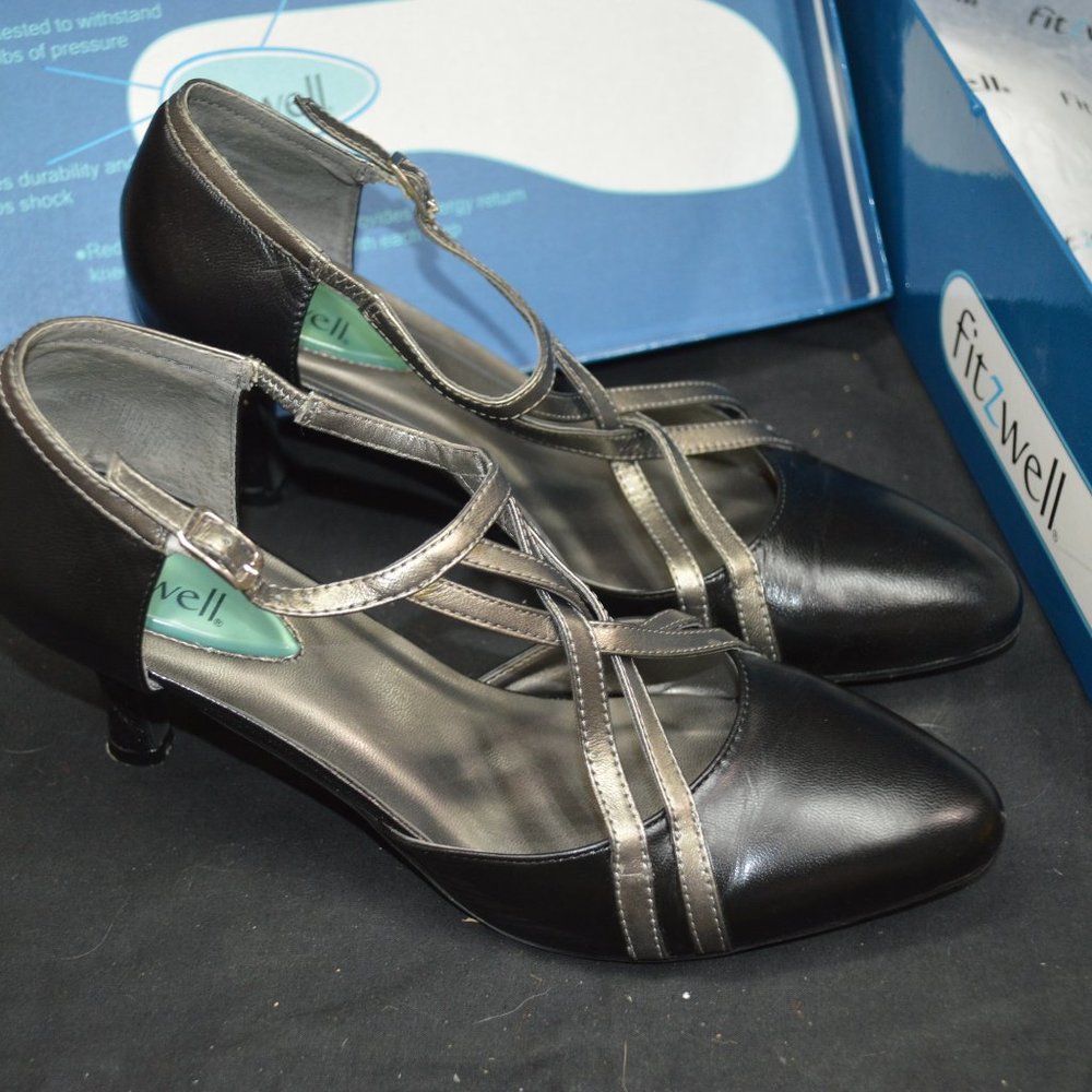 FitWell Black and Silver Strappy Kitten Heel Pumps